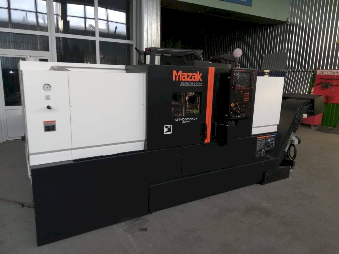Frontansicht der Mazak QT- COMPACT 200ML Maschine