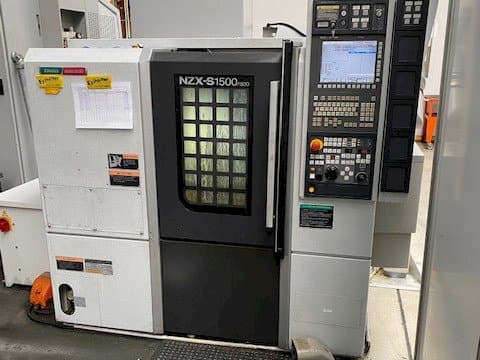 Frontansicht der DMG Mori Seiki NZX-S1500/500 Maschine