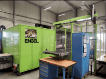 Frontansicht der Engel Duo 11050/1100 WP Maschine