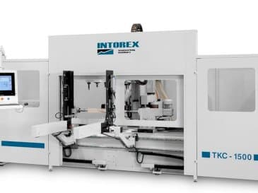 Frontansicht der INTOREX TKC-1500  Maschine