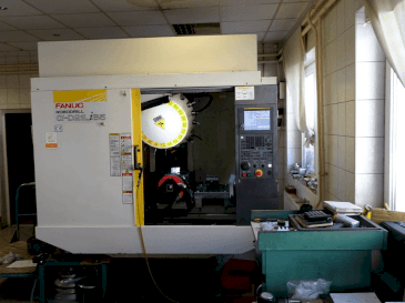Frontansicht der FANUC Alfa D21LiB5 Maschine