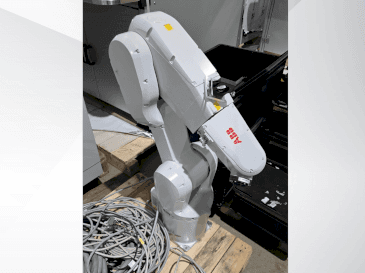 Frontansicht der ABB IRB 1200-5/0.9 Maschine