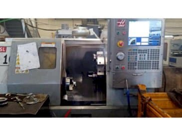 Frontansicht der HAAS SL-10 Maschine