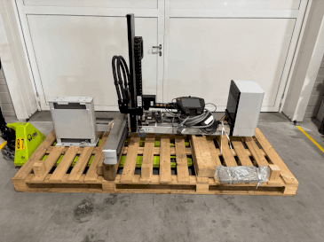 Frontansicht der Sepro Success 11 Maschine