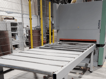 Frontansicht der Kundig Premium-2 1350-RG Maschine
