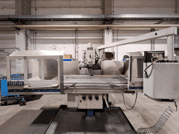 Frontansicht der TOS FGS63T Plus  Maschine