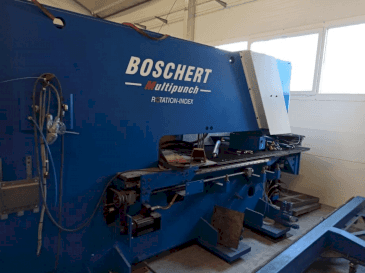 Frontansicht der BOSCHERT MULTIPUNCH 1250 Maschine
