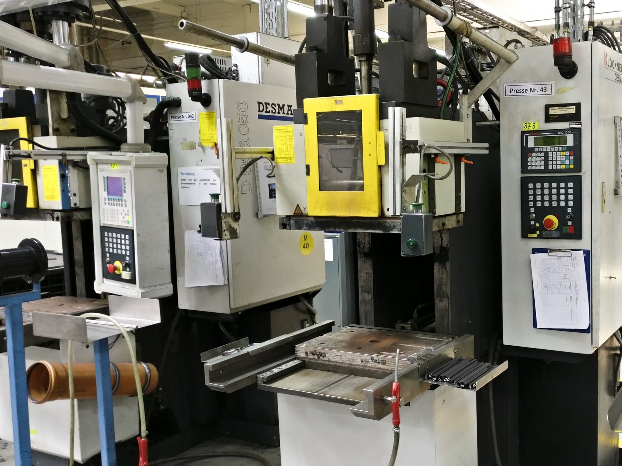 Rechte Ansicht der Klöckner Desma 956.050 Maschine