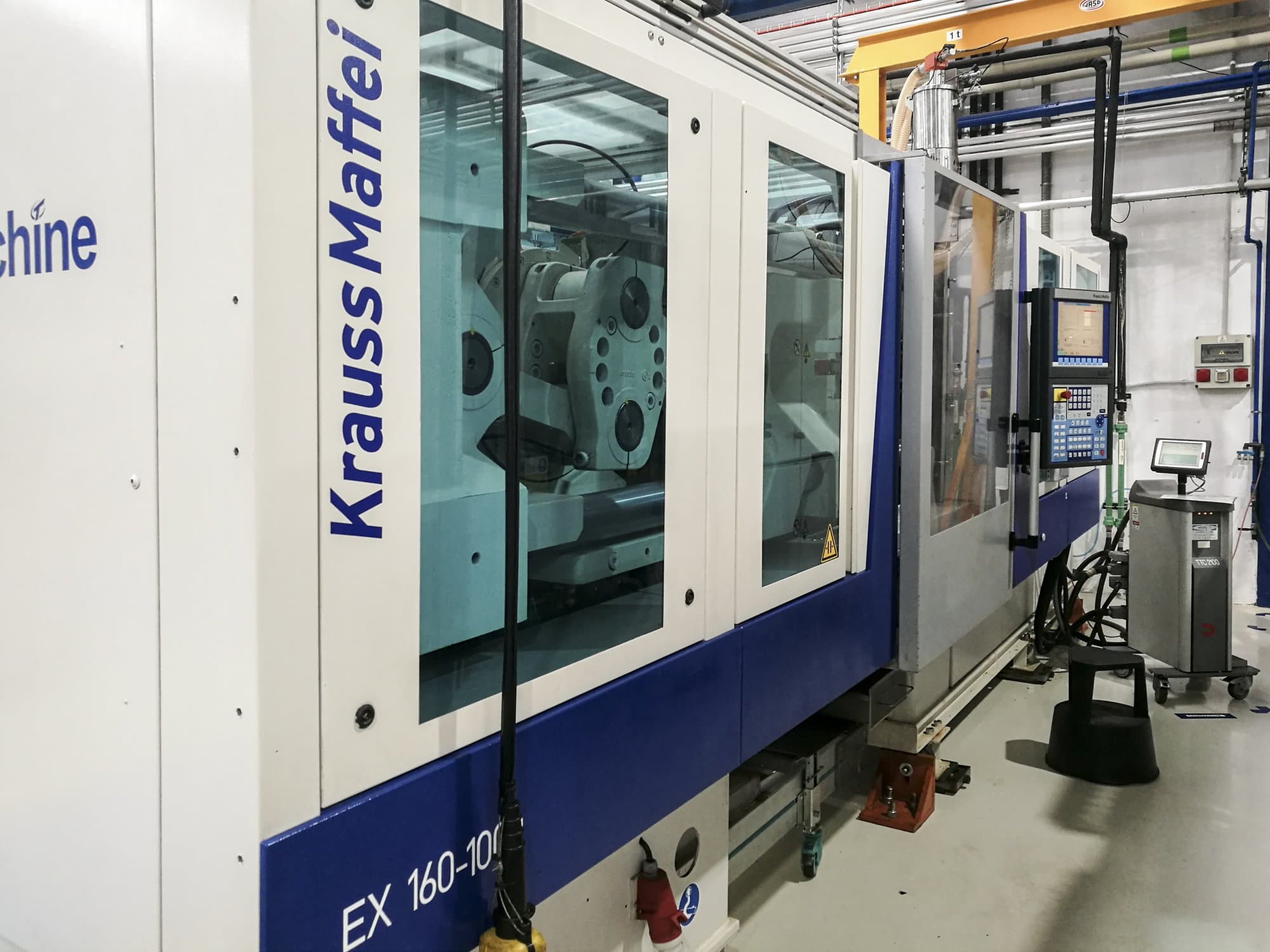 Linke Ansicht der Krauss Maffei 160-1000 EX Maschine