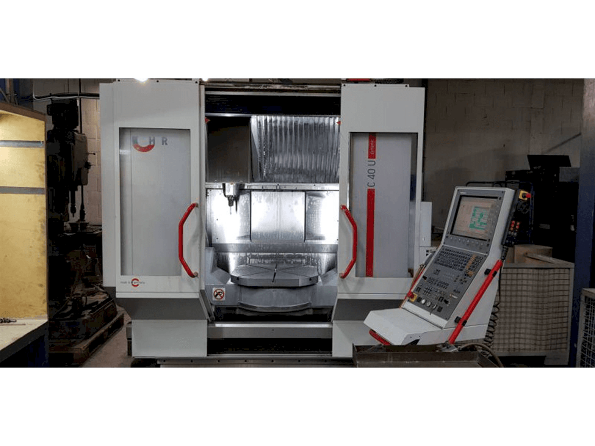 Frontansicht der HERMLE C40 U MT Maschine