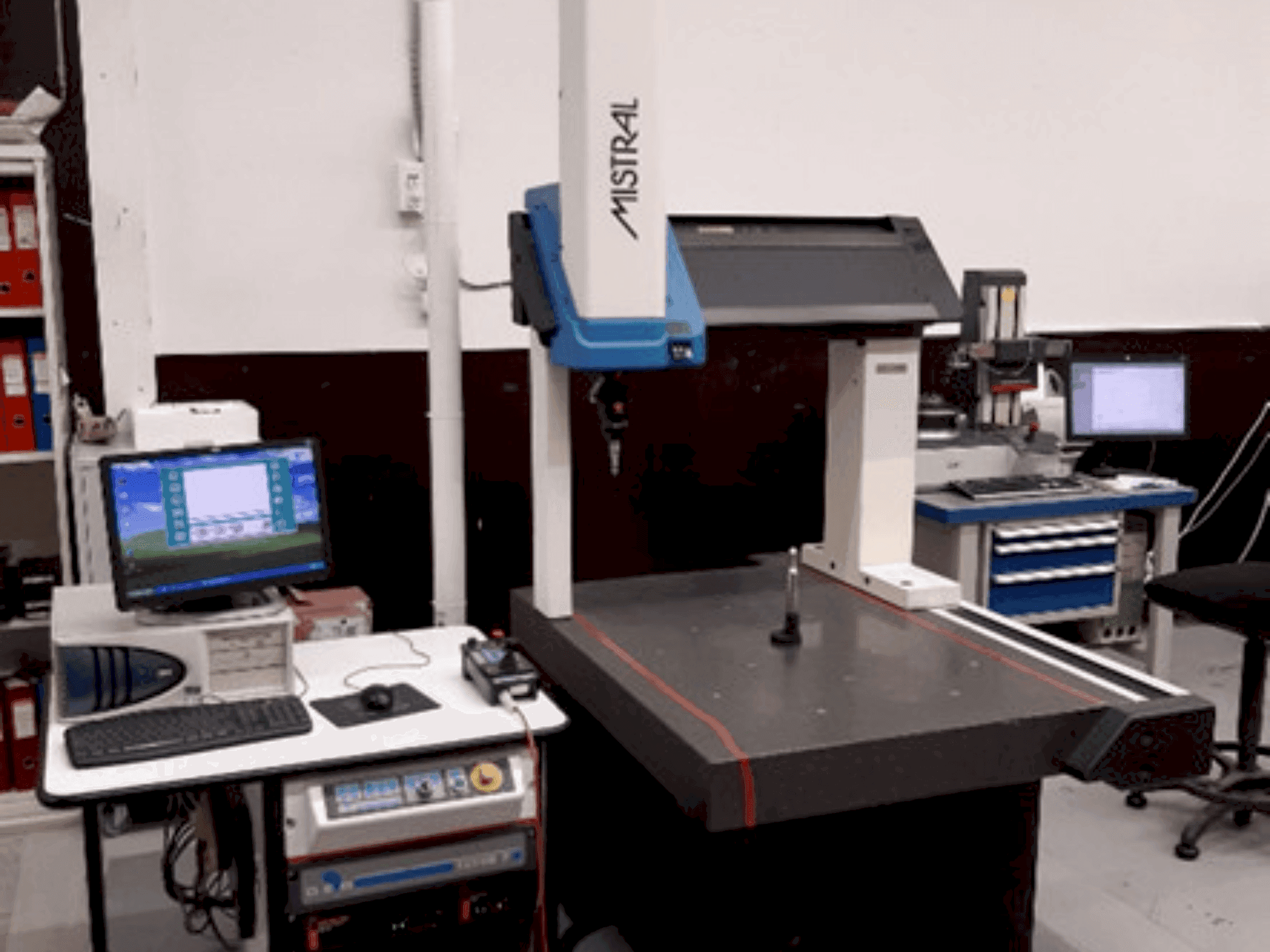 Frontansicht der DEA Mistral 070705 Maschine