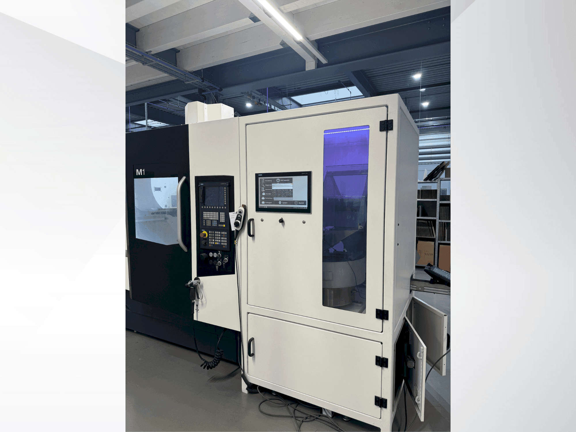 Frontansicht der DMG M1 Maschine