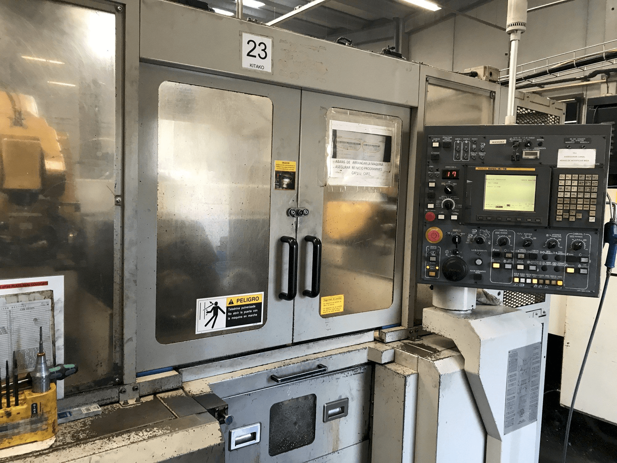 Frontansicht der KITAKO MT4-200 Maschine