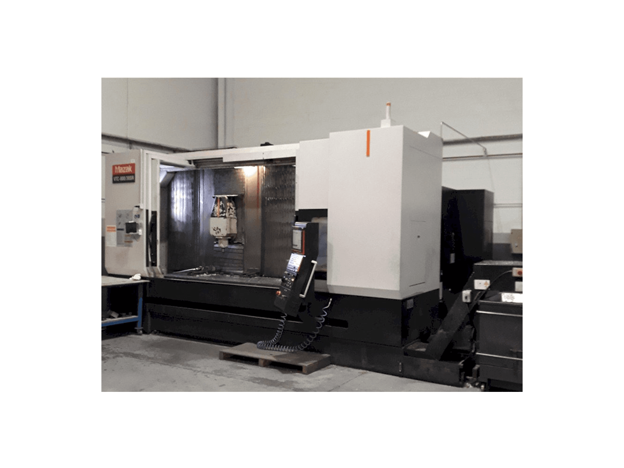 Front view of Mazak 800-30 SR machine