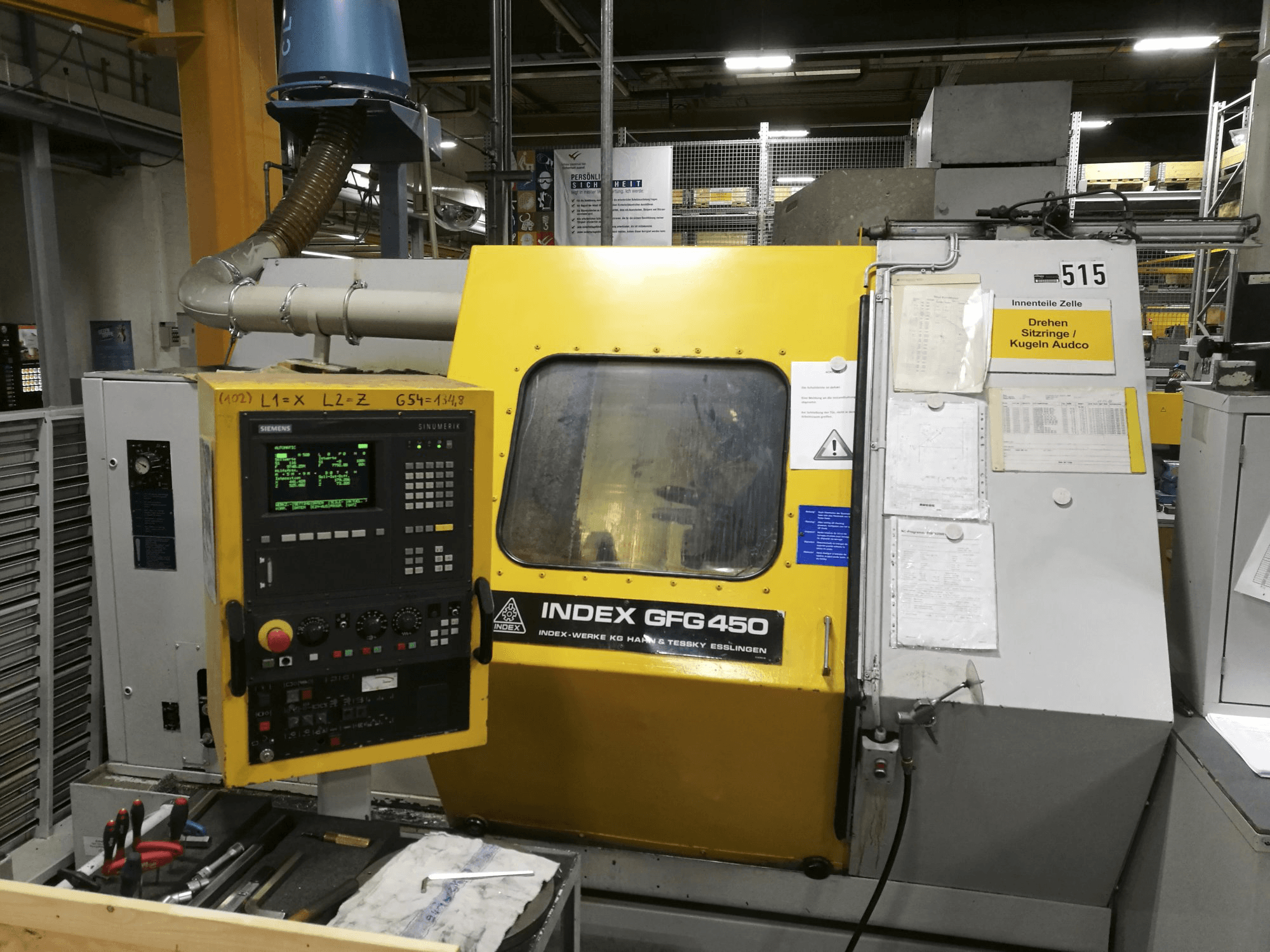 Frontansicht der Index GFG 450 Maschine