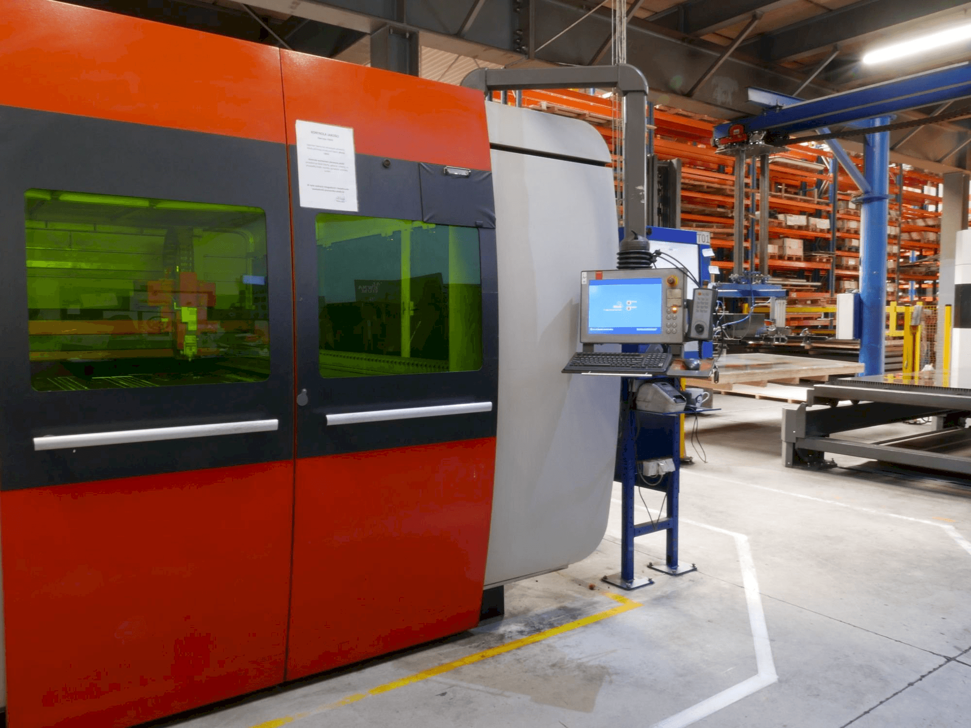 Front view of Bystronic BySprint Fiber 3015 machine