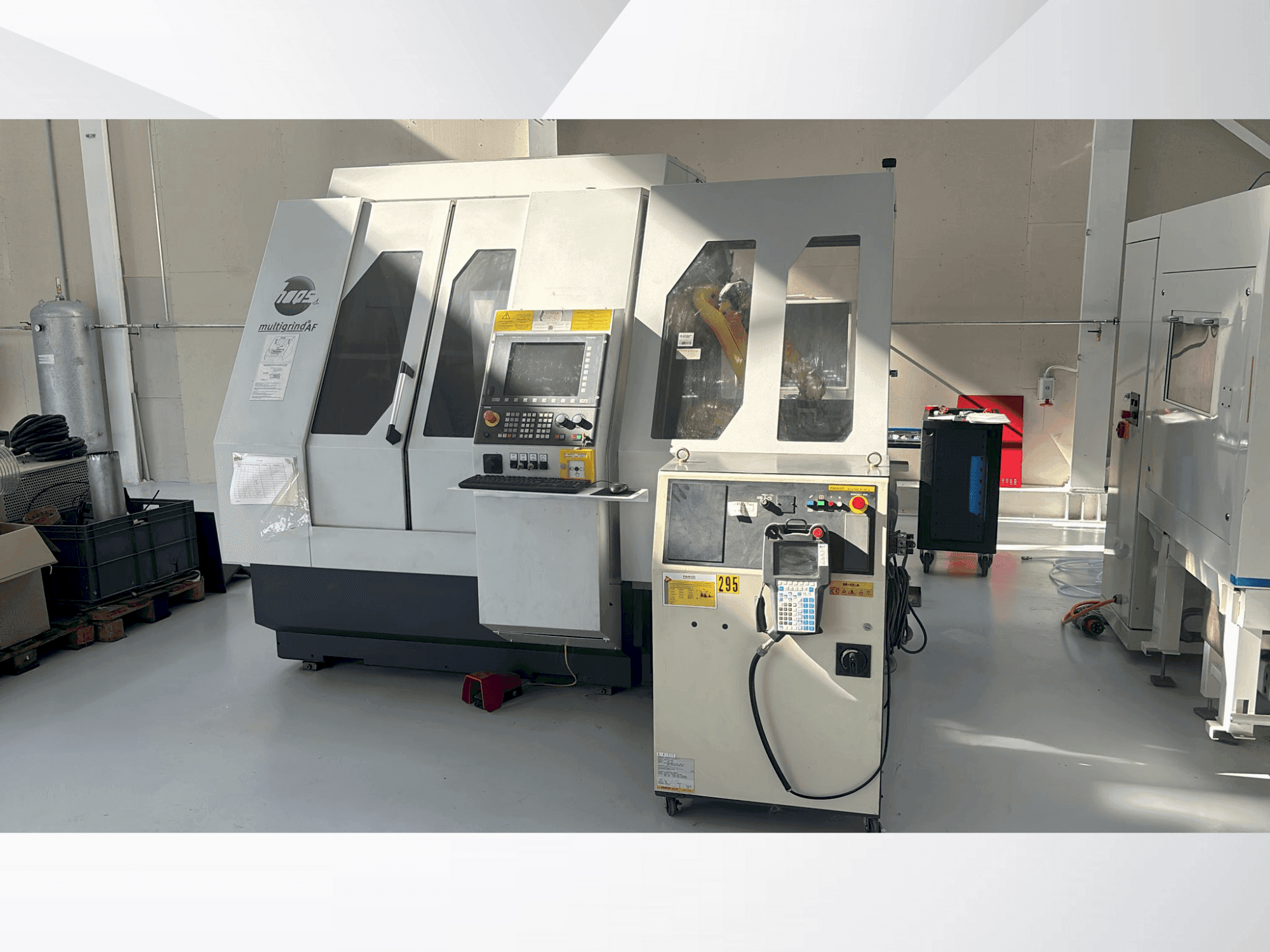 Frontansicht der HAAS Multigrind AF/SL Maschine