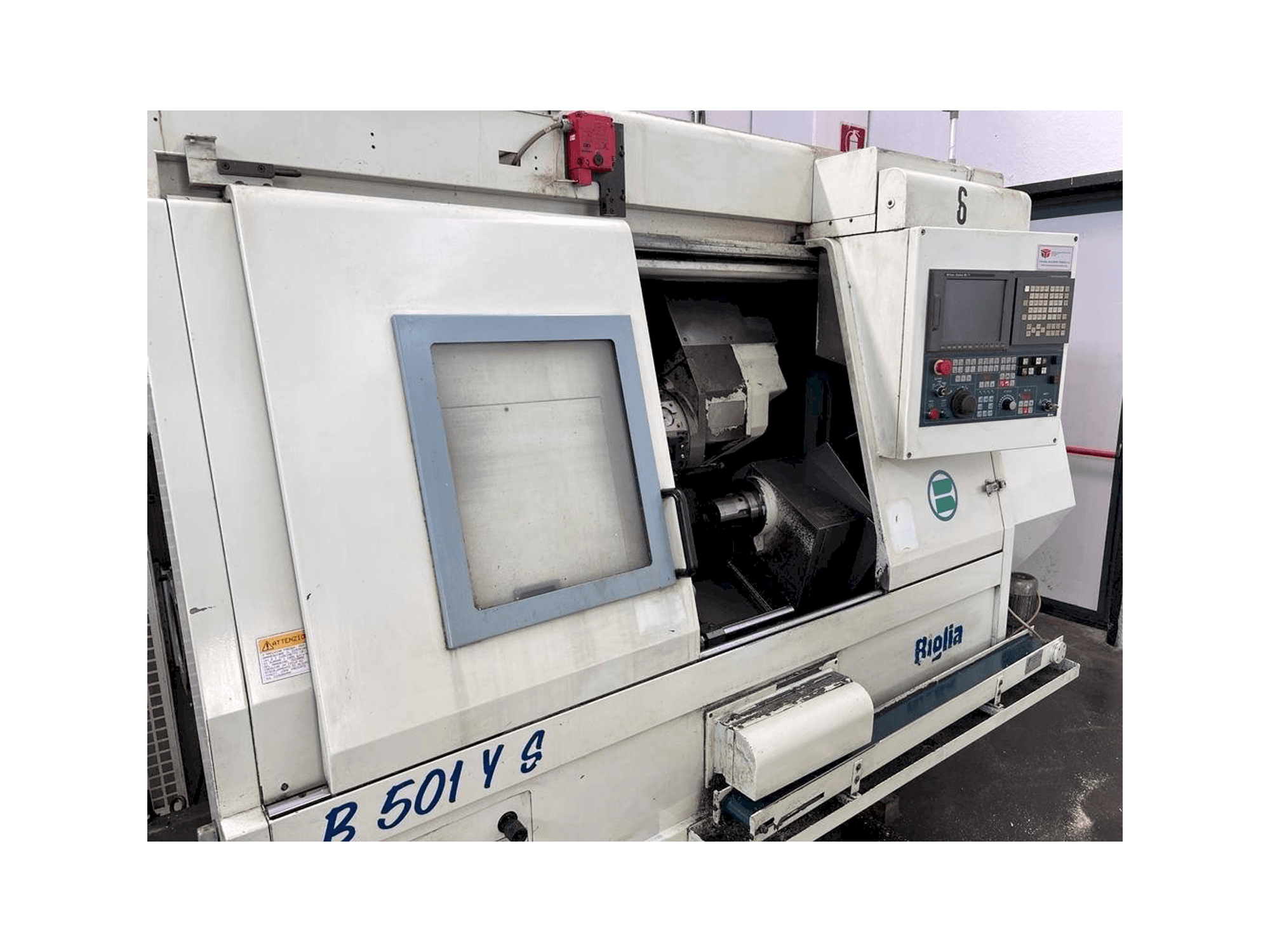 Frontansicht der Biglia B501YS Maschine