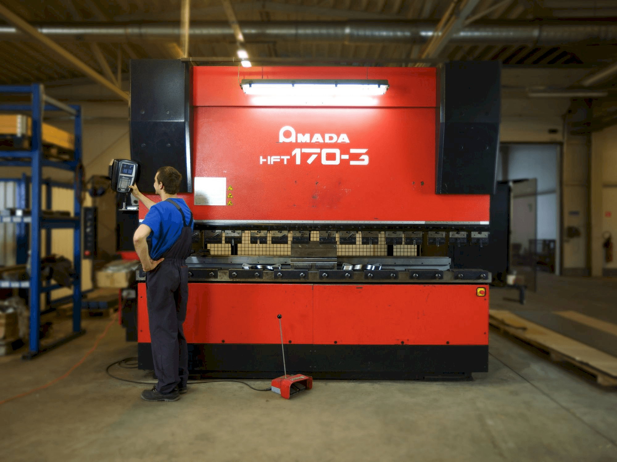 Front view of AMADA HFT 170-3 machine