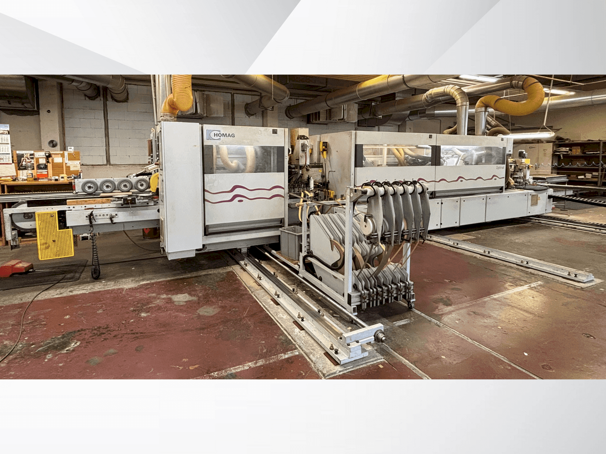 Frontansicht der HOMAG Optimat KF 26/8/A3/25 Maschine