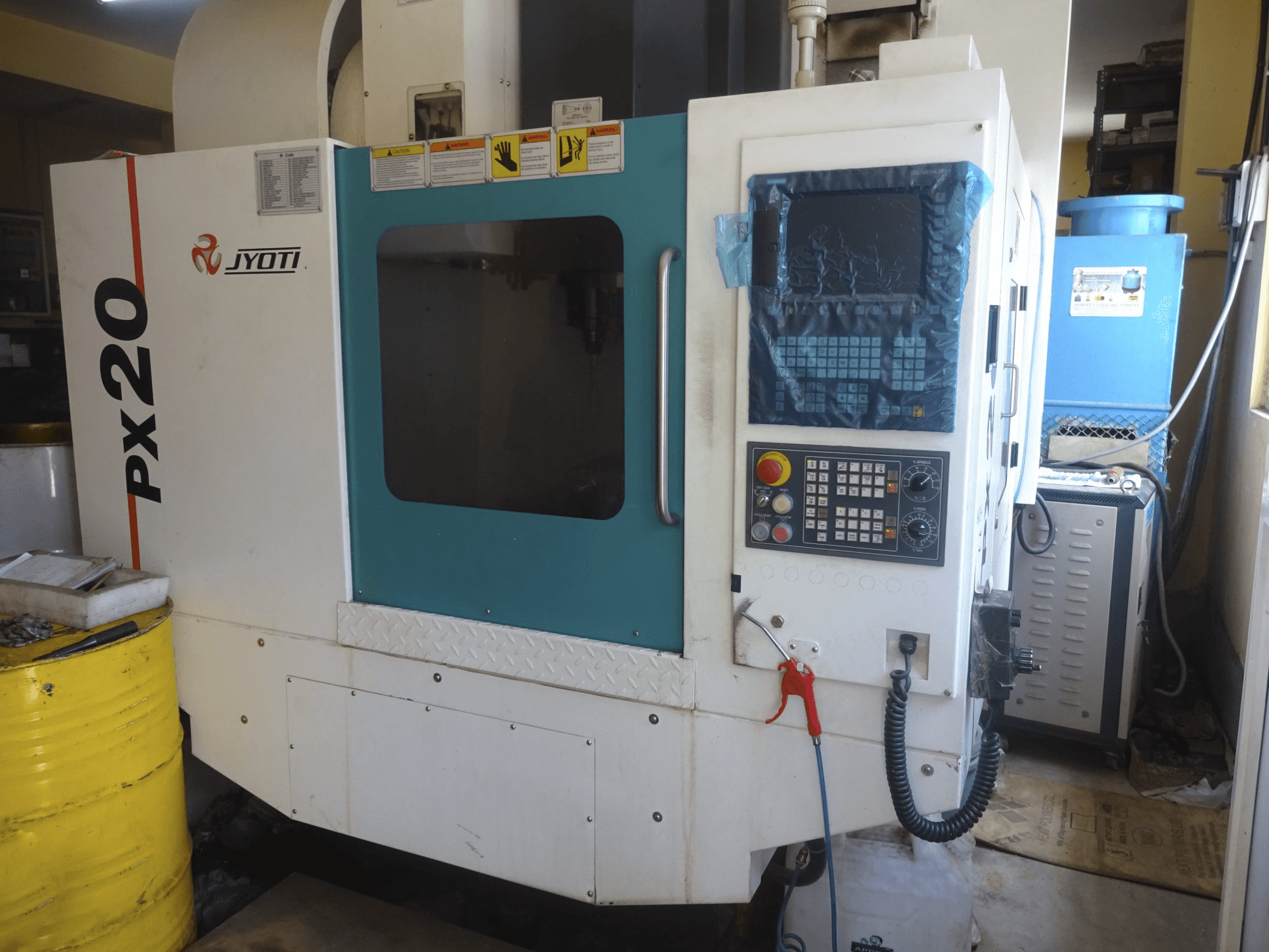 Frontansicht 1 der JYOTI PX-20 Maschine