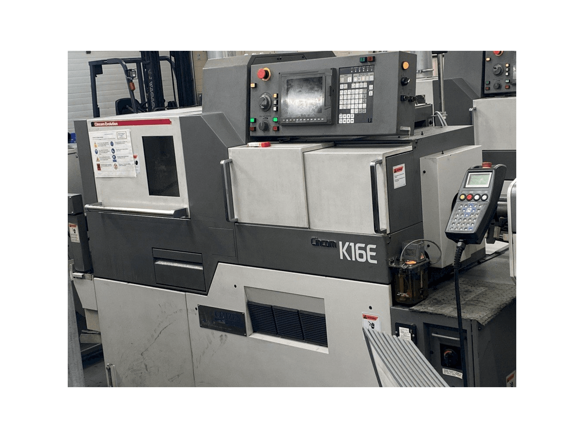 Frontansicht der Citizen Cincom K16EVIIP Maschine