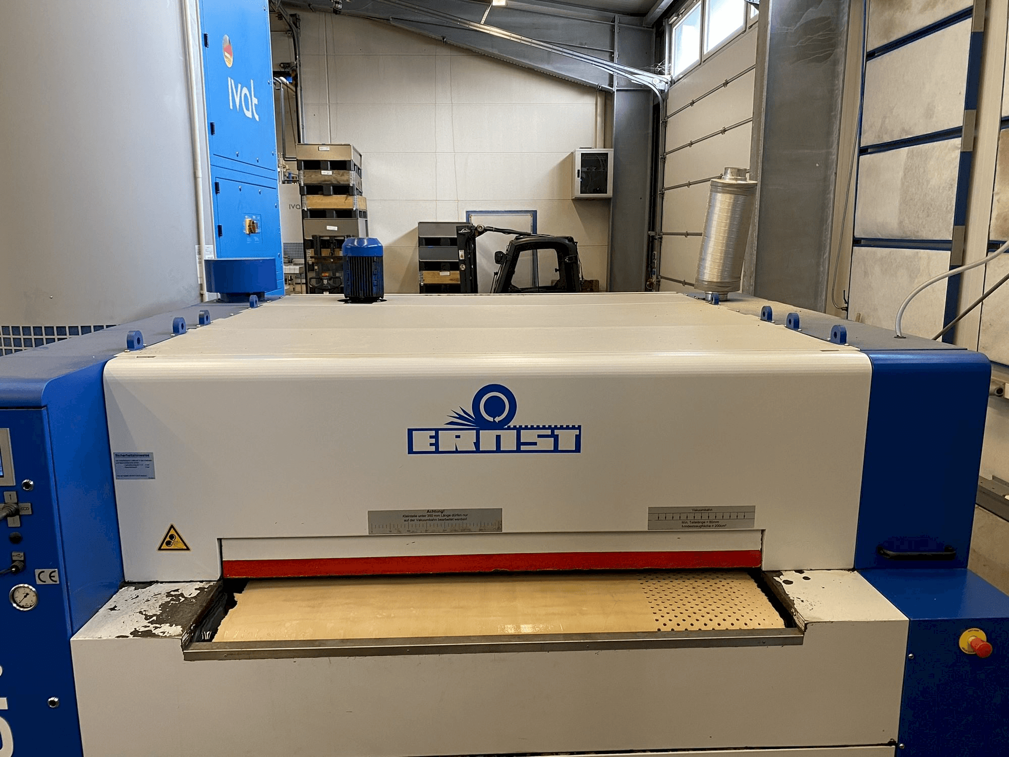 Frontansicht der ERNST NEPTUN EB Maschine