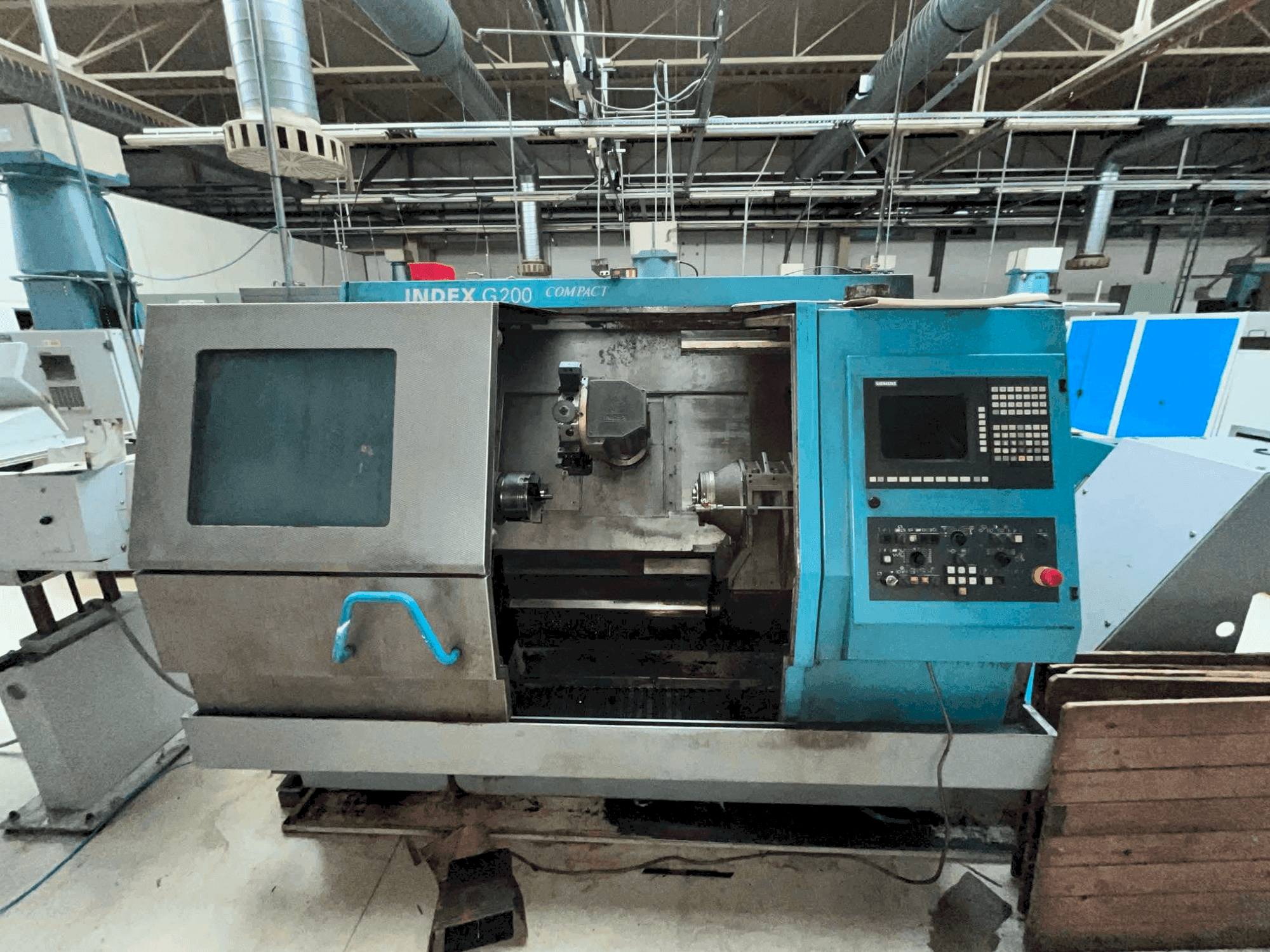 Frontansicht der Index G200C Maschine