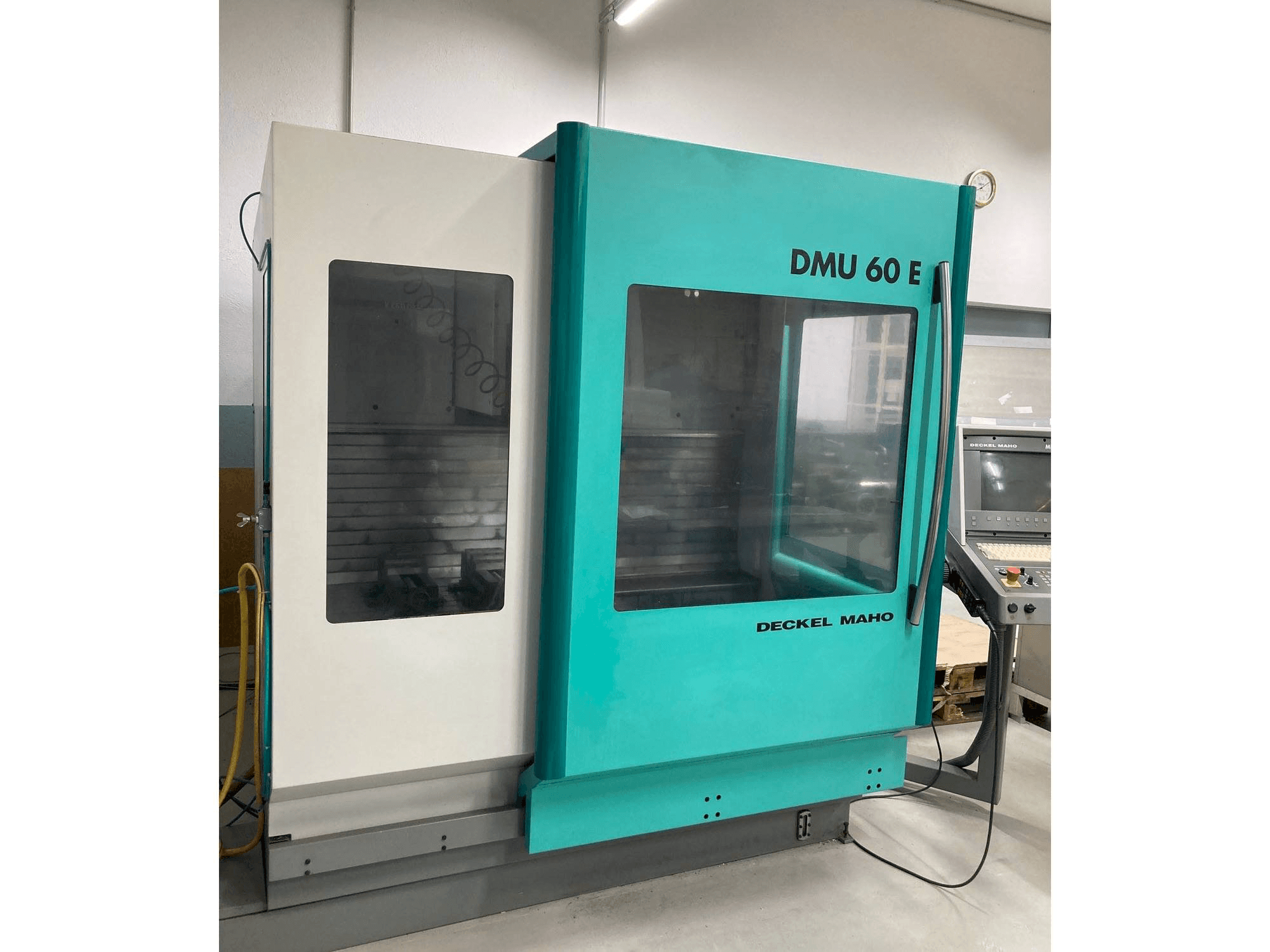 Front view of DECKEL MAHO DMU 60 E machine