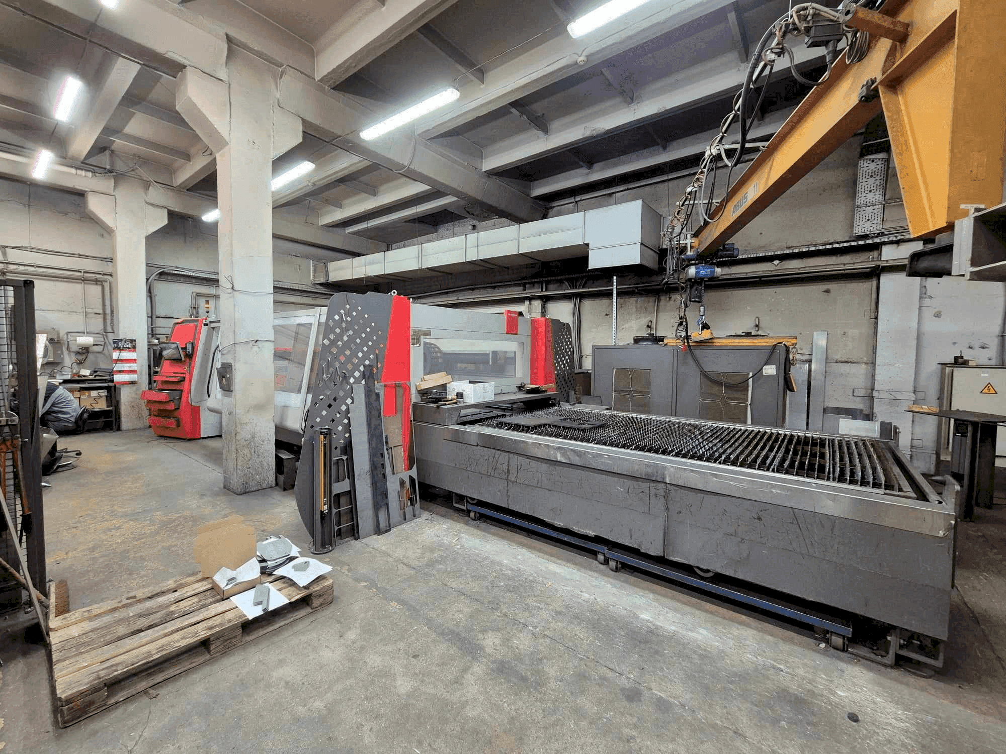 Frontansicht der Bystronic BYSTRONIC ByAutonom 3015 (2014) Maschine