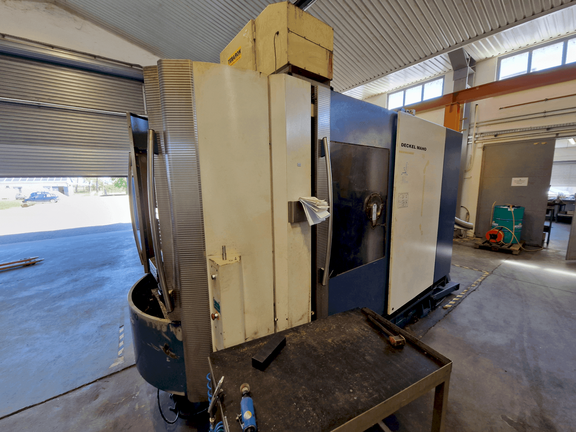 Frontansicht der DECKEL MAHO DMC 60 H Hy Din Maschine