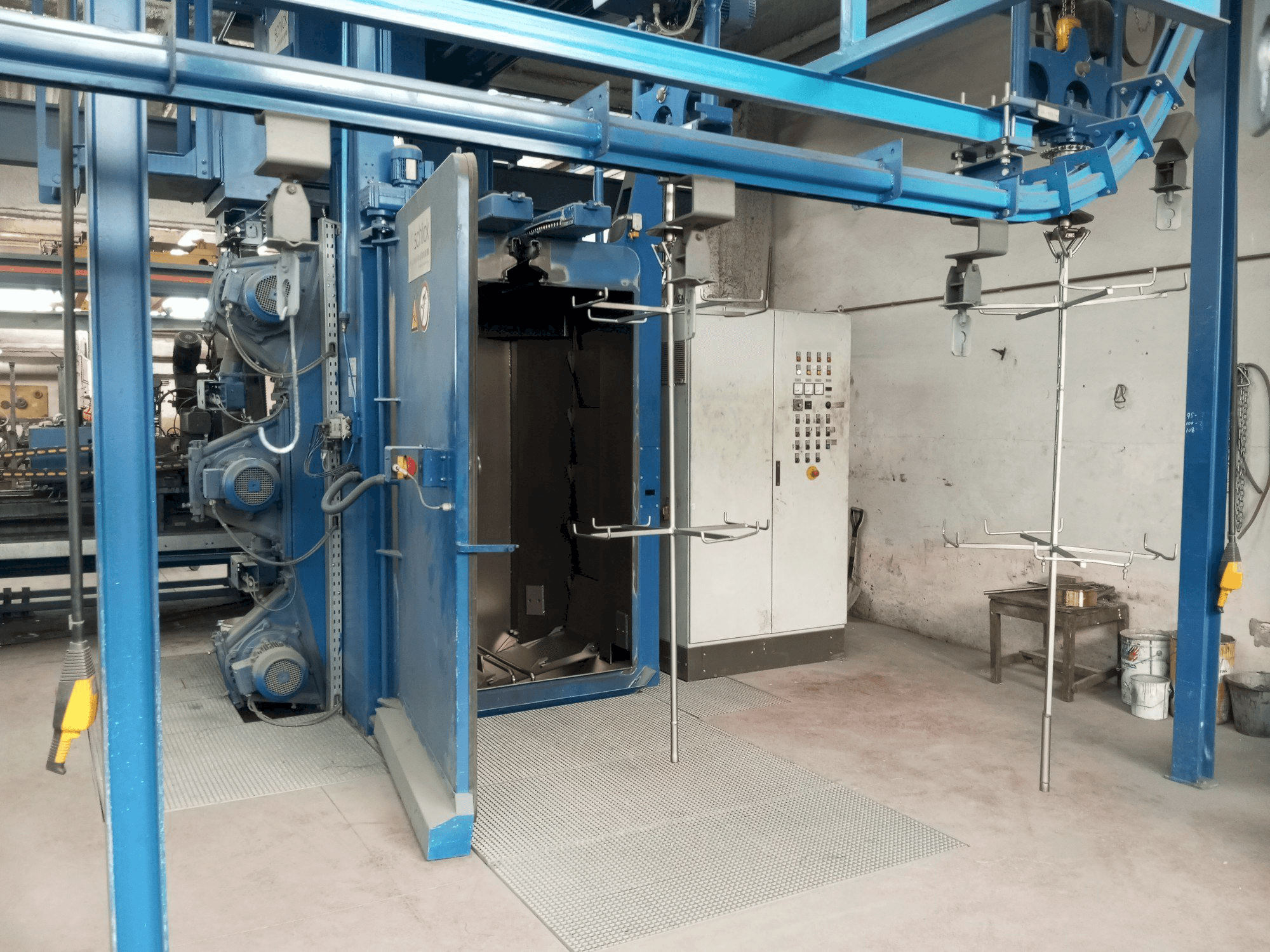 Front view of WHEELABRATOR SCHLICK HB 12/20 machine