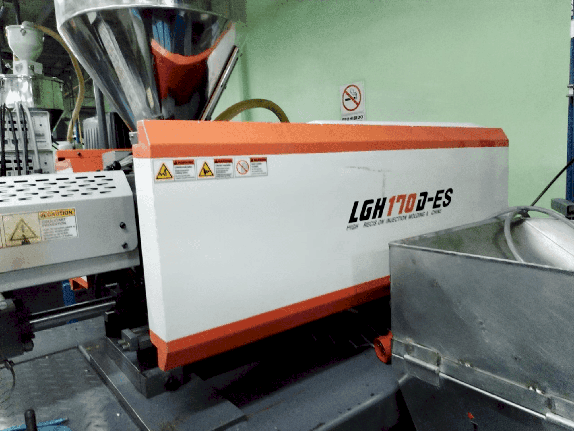 Frontansicht der LS MTRON LGH 170D-ES Maschine