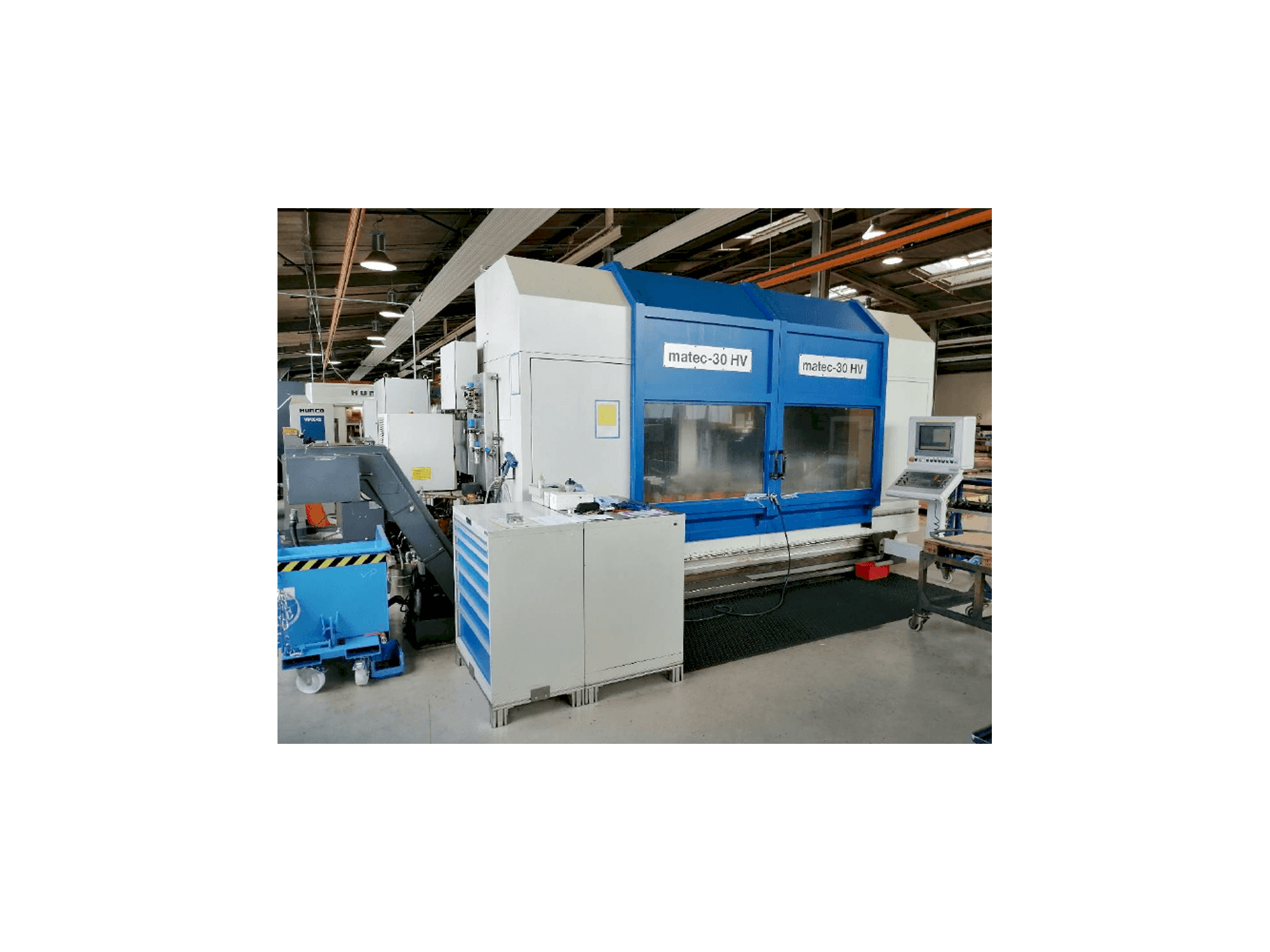 Frontansicht der Matec 30 HV Maschine