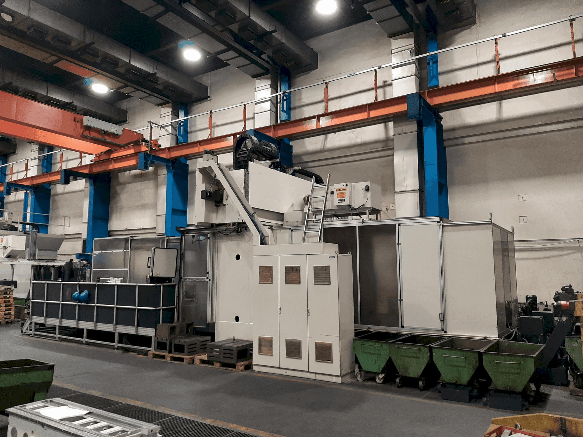 Frontansicht der MIKROMAT 20V Maschine