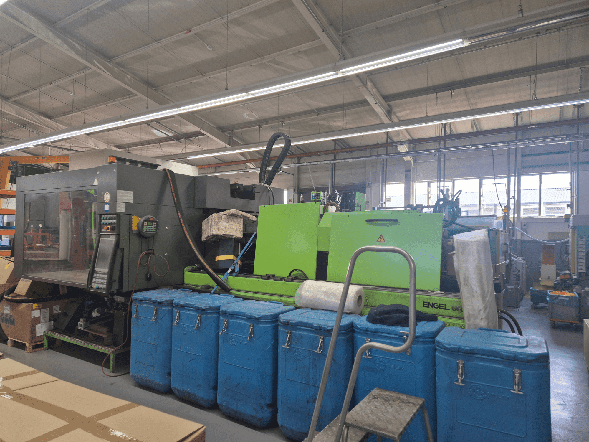 Frontansicht der Engel Victory 2050H500V/300 Combi Maschine