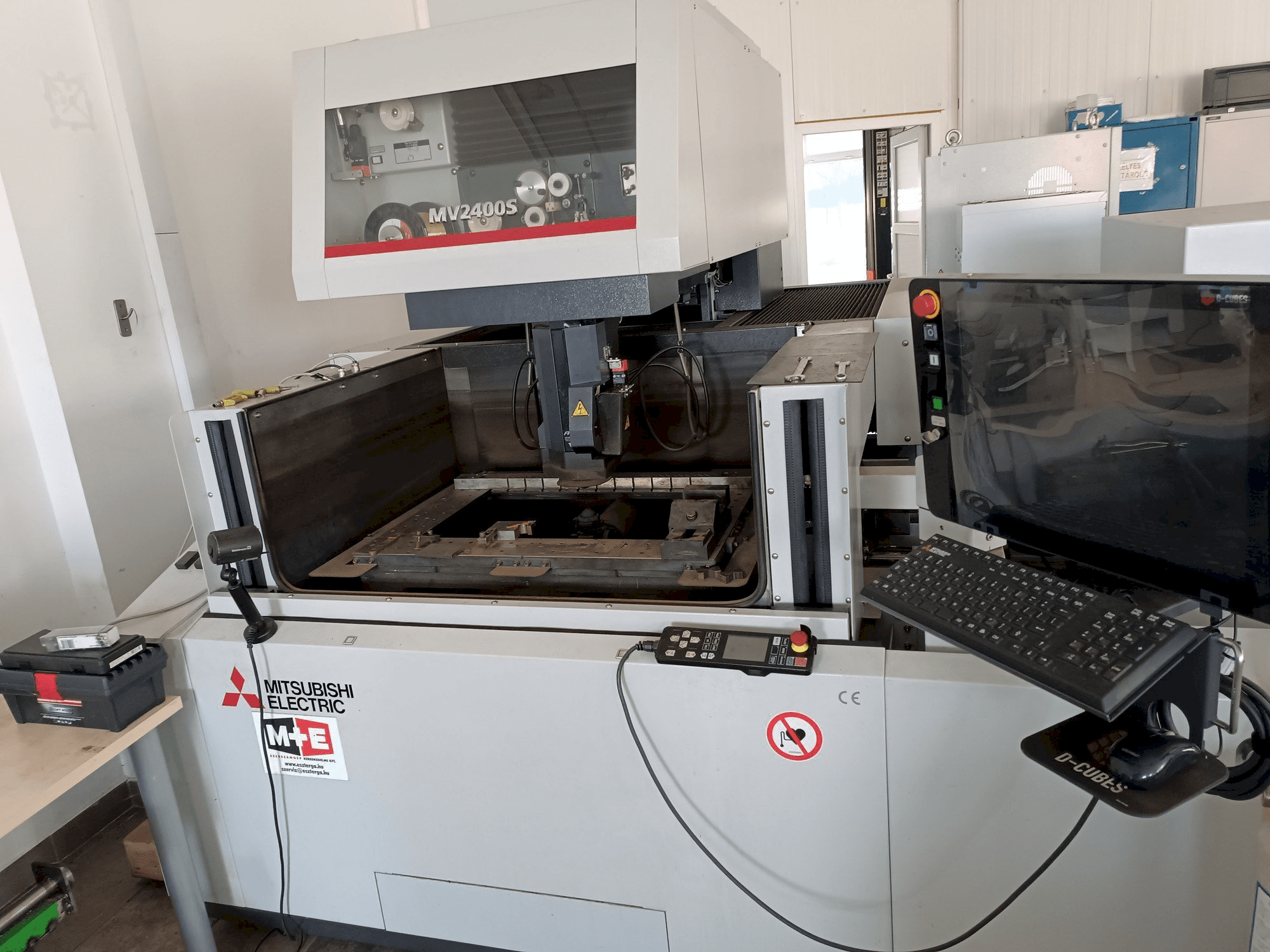 Front view of Mitsubishi MV2400S machine