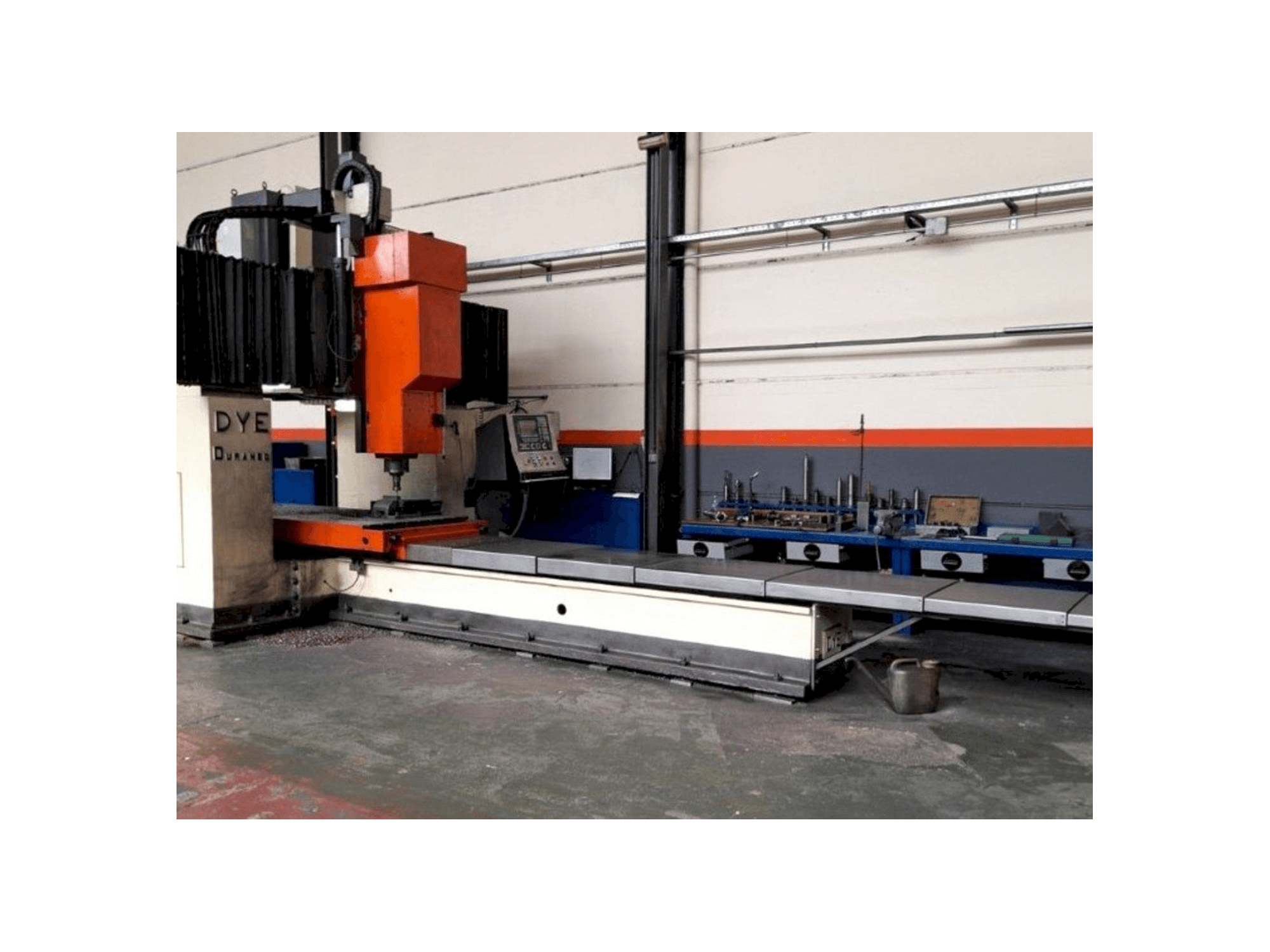 Frontansicht der DYE FD-3600 Maschine