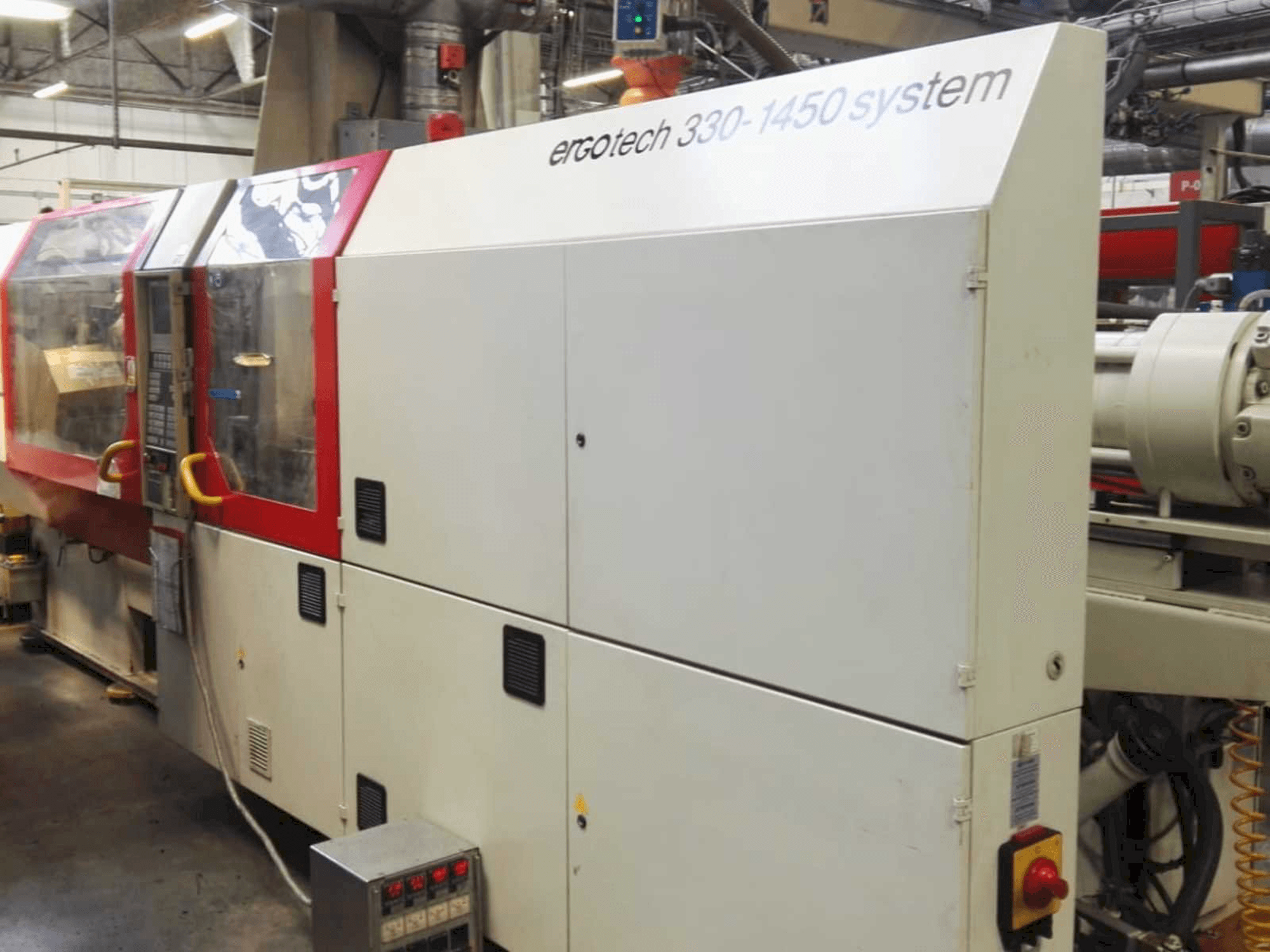 Frontansicht der DEMAG Ergotech 330-1450 system Maschine