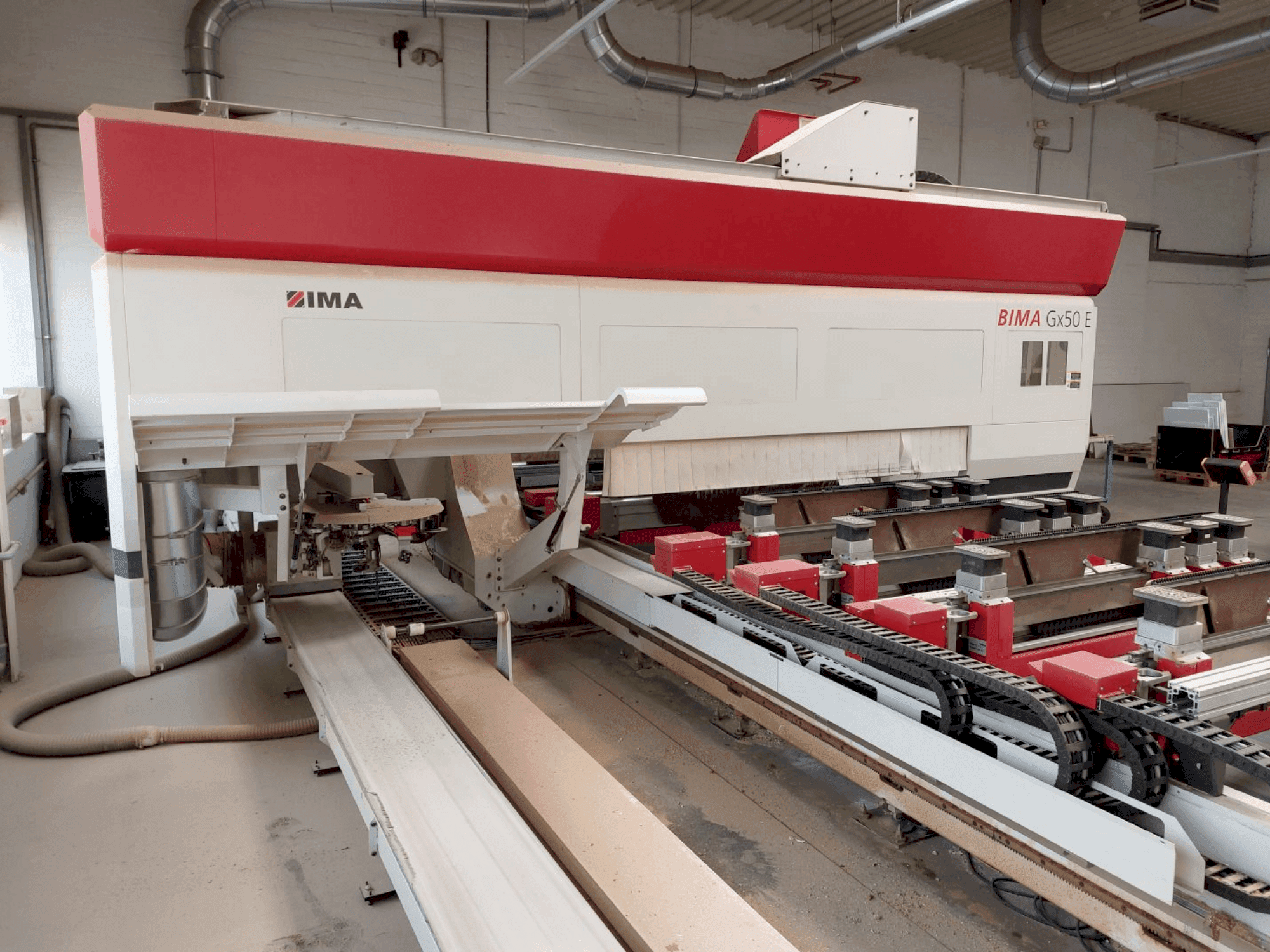 Frontansicht der IMA BIMA Gx50 E 160/630 CNC Processing Center Maschine