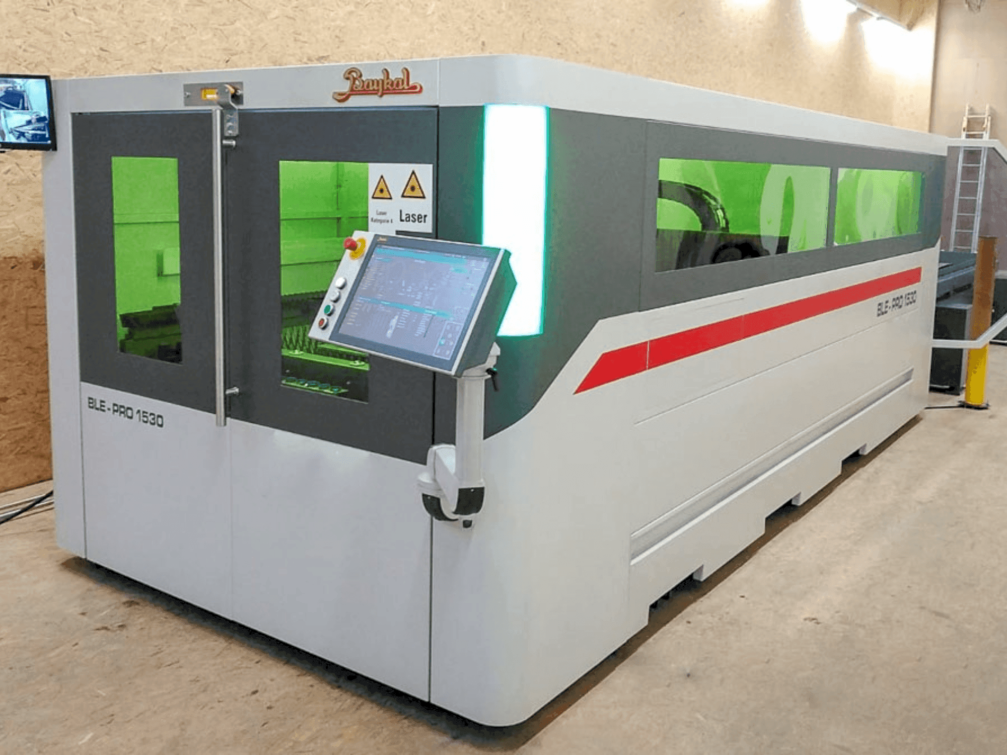 Front view of Baykal BLE PRO 1530 machine