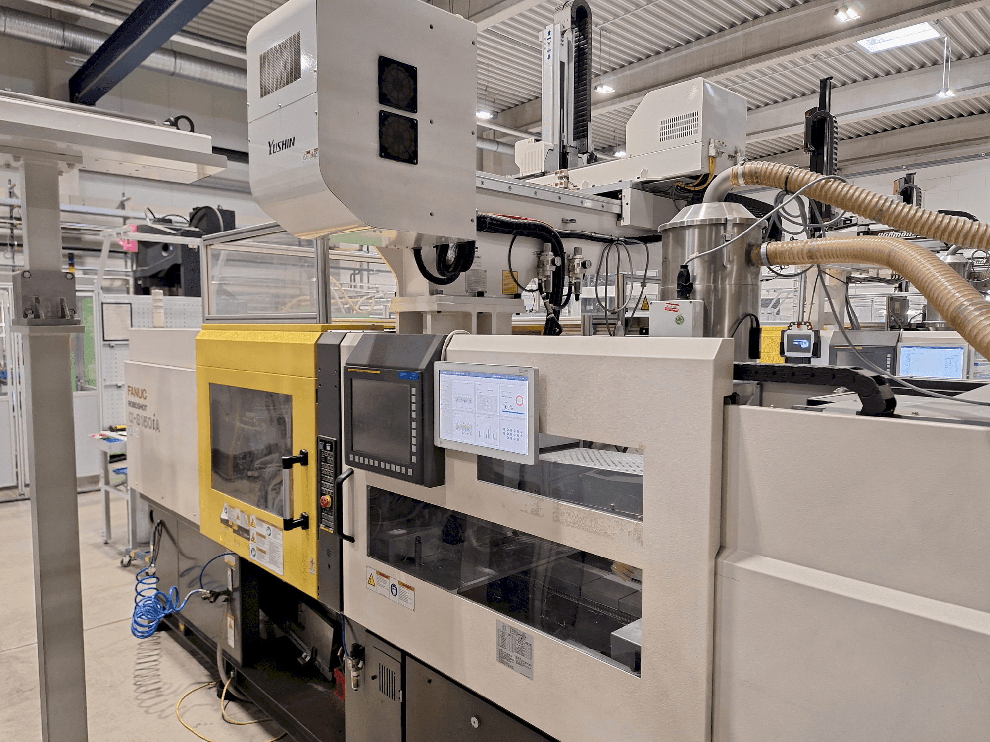 Frontansicht der FANUC Roboshot S150iA Maschine