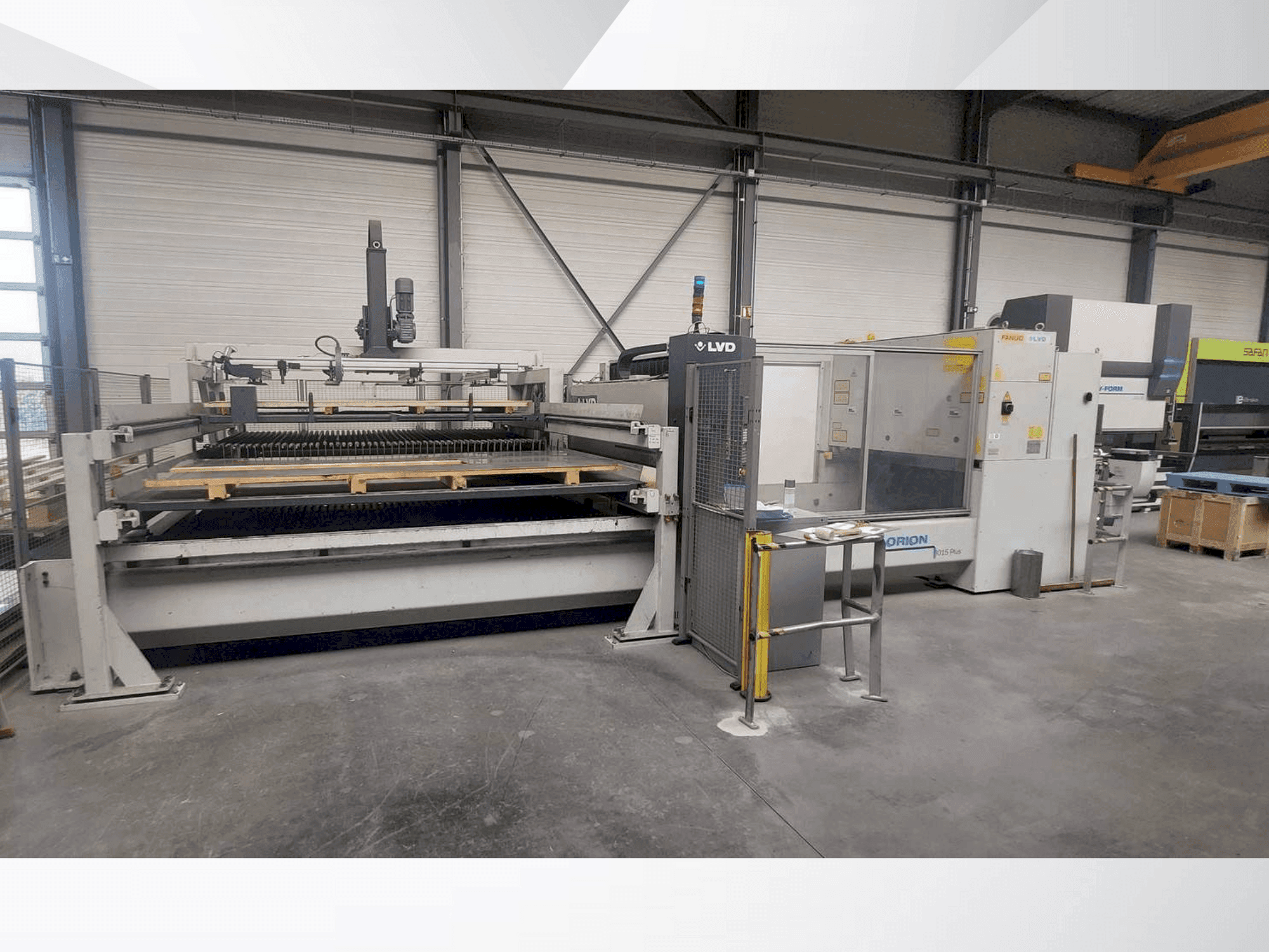 Frontansicht der LVD Orion 4KW Maschine