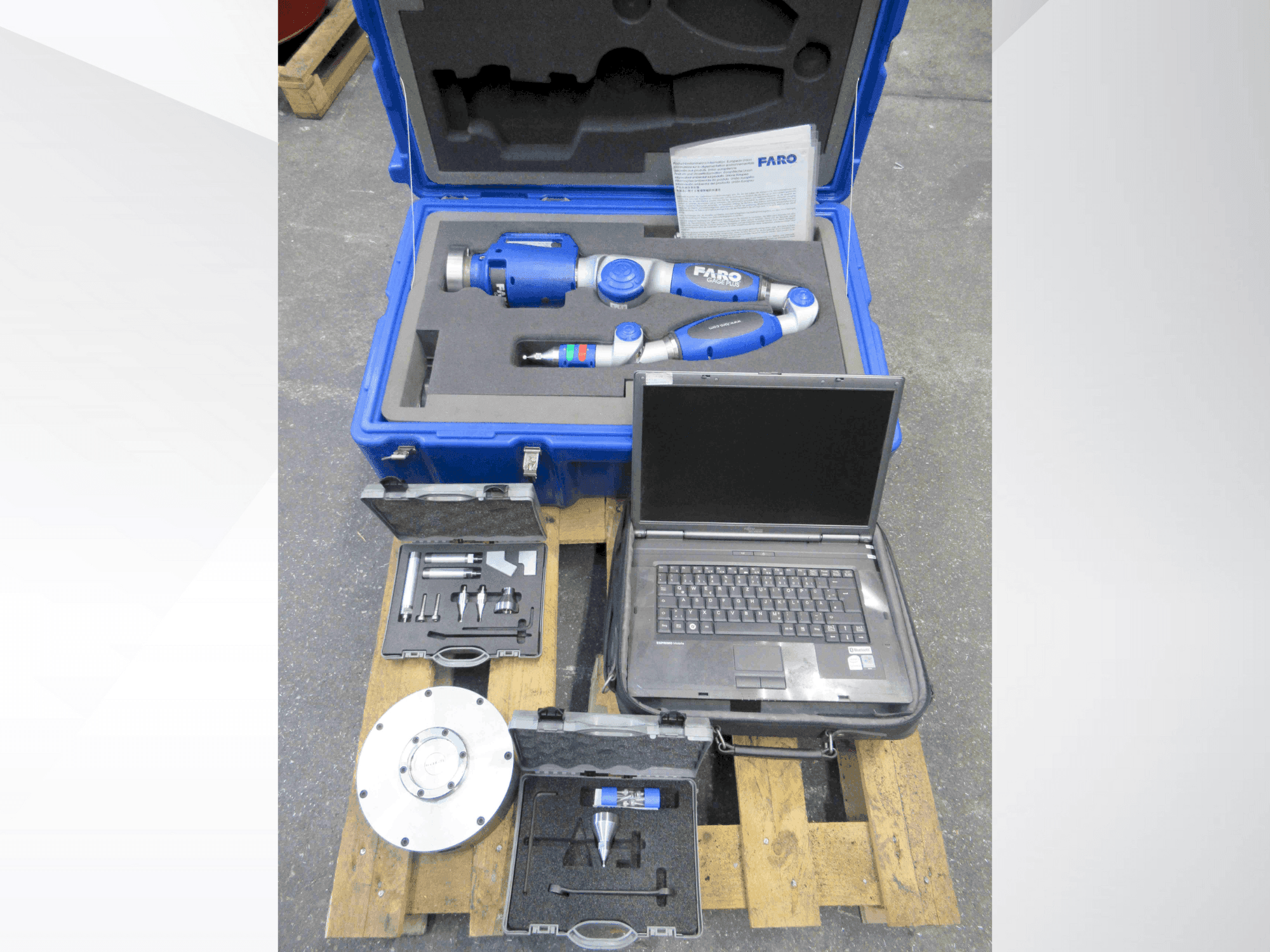 Front view of Faro F04 machine