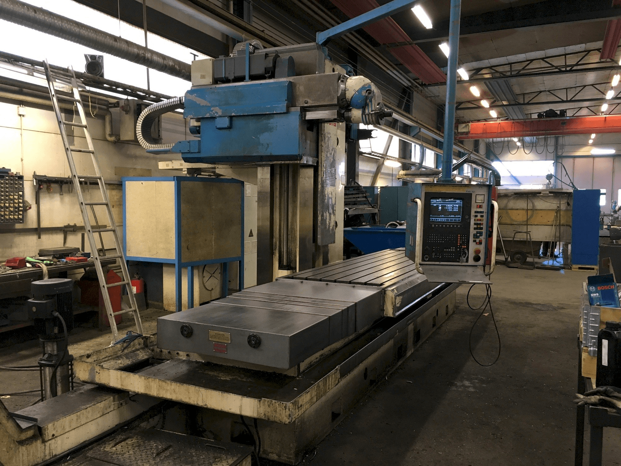 Frontansicht der Soraluce TR 35 Maschine