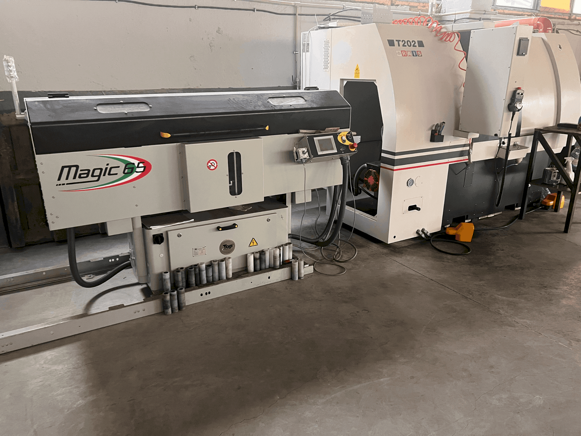 Frontansicht der RAIS T202 Maschine