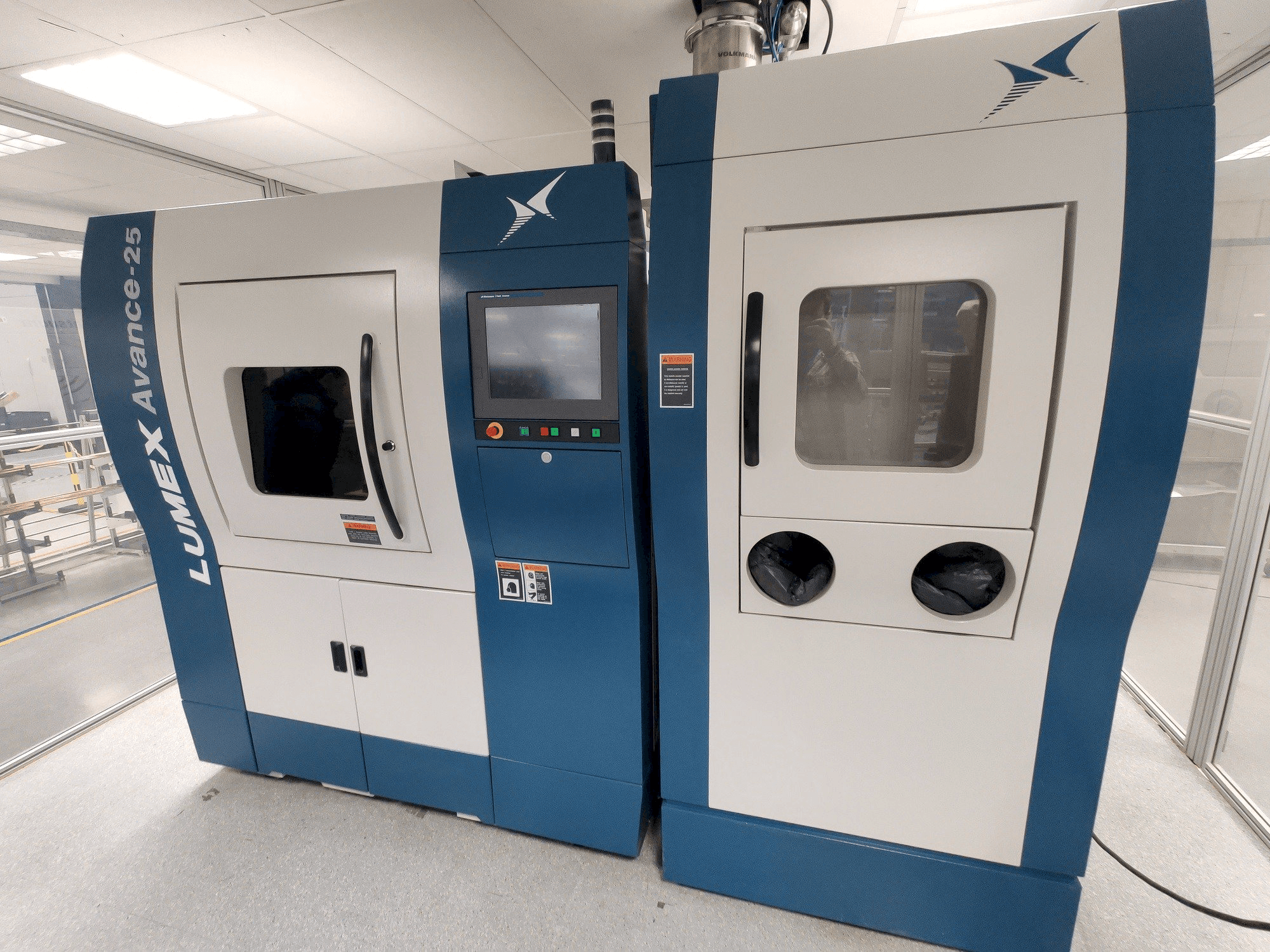 Front view of Matsuura Lumex Avance-25 machine