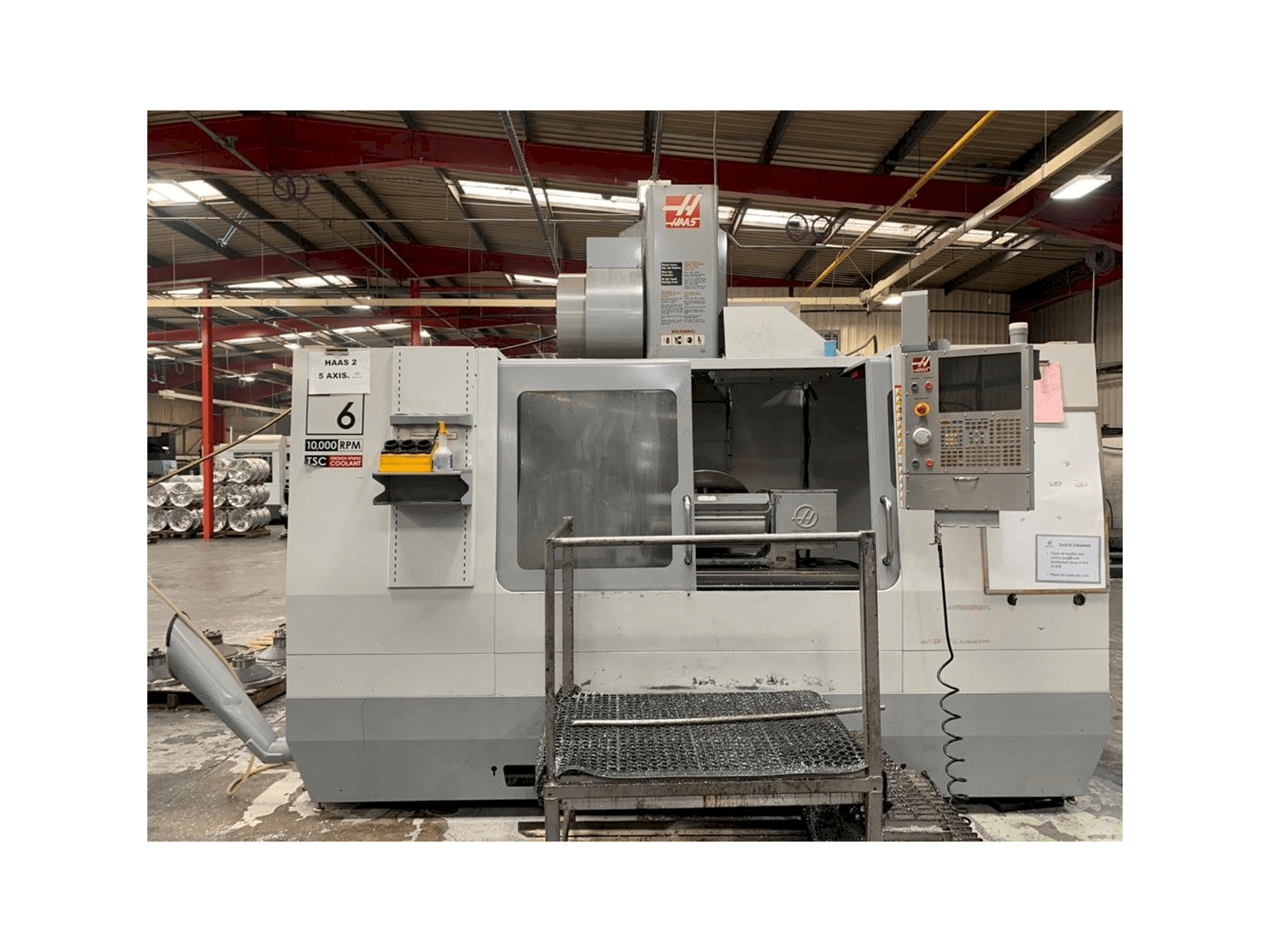 Frontansicht der HAAS VF-6/40 Maschine