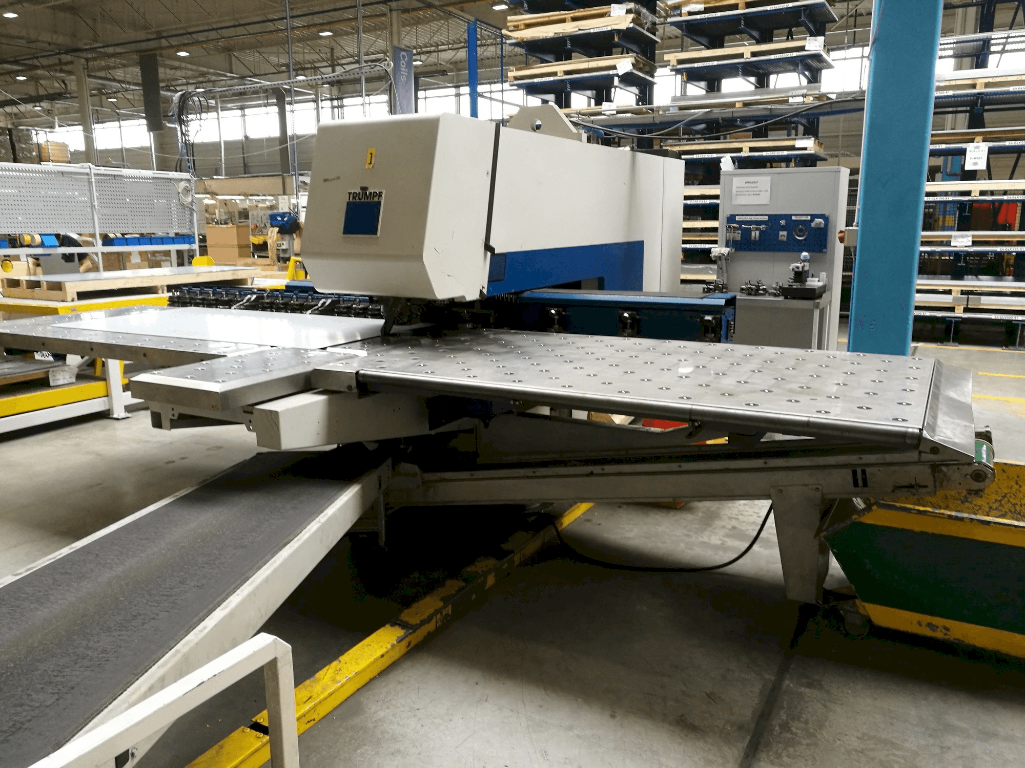 Front view of Trumpf Trumatic 500 machine