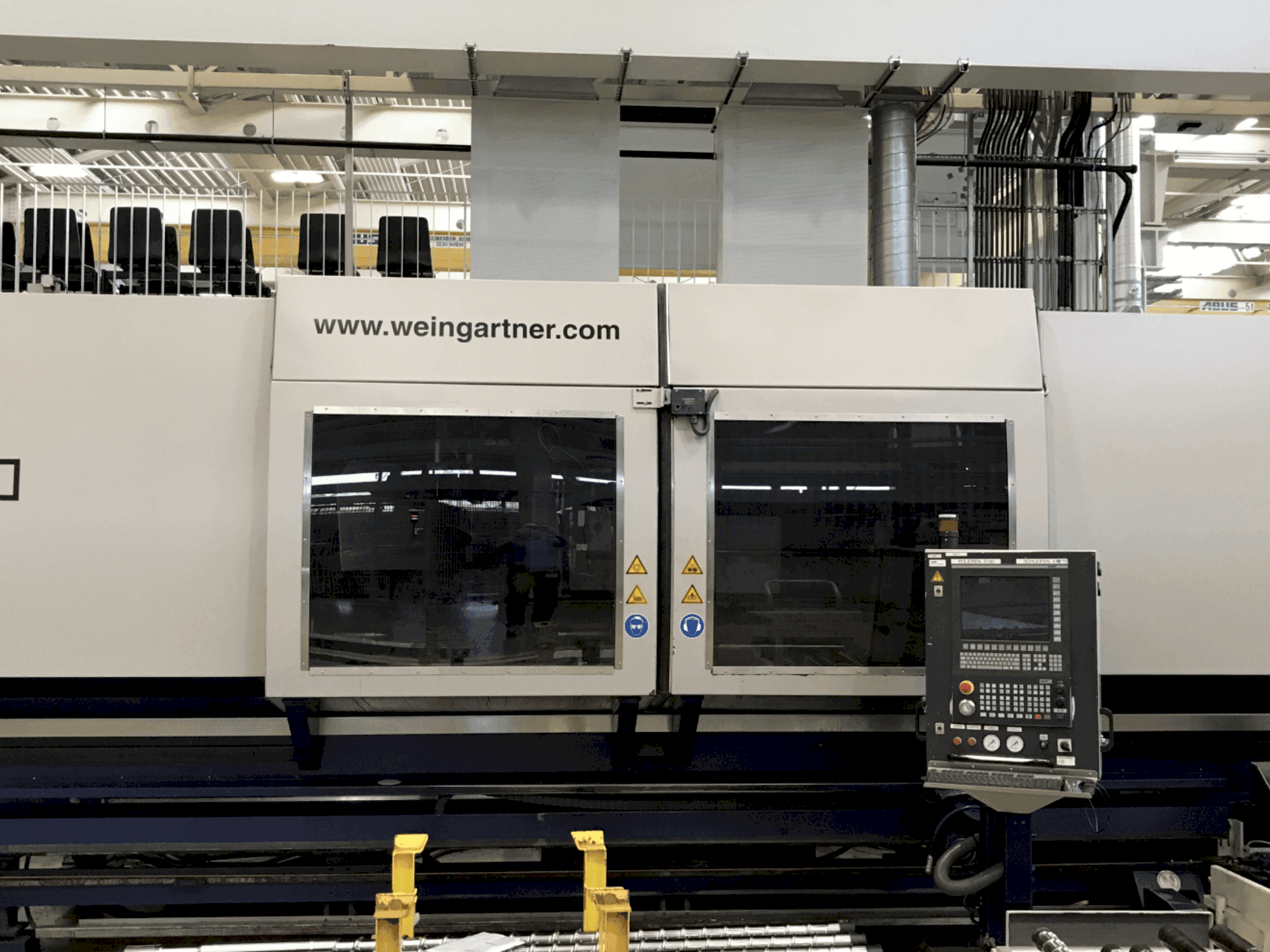 Front view of Weingartner Finish 450/3000 machine